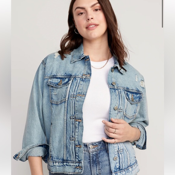 Old Navy Destroyed Denim Jacket Women Size XL Excellent Condition Light Wash - Picture 3 of 3